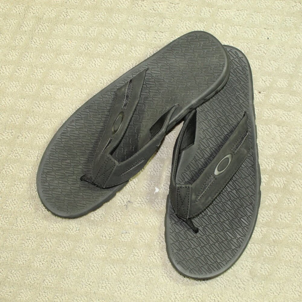 Oakley Men's 13 Operative Sandals 2.0 Blackout 13477-02E Flip Flop Slides New